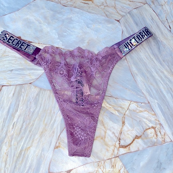 XS  VS VERY SEXY Shine Strap Lace Thong Panty - Picture 1 of 11